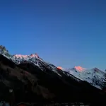 Le Chamoniard Volant Hostal Chamonix Mont Blanc