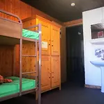 Le Chamoniard Volant Hostal