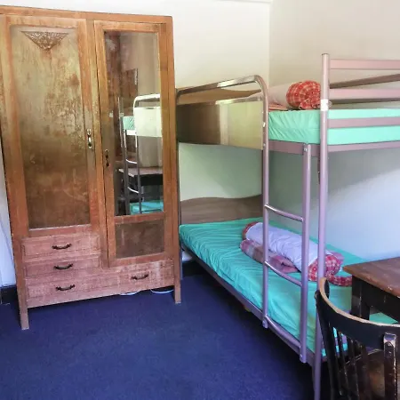 Le Chamoniard Volant Hostel *