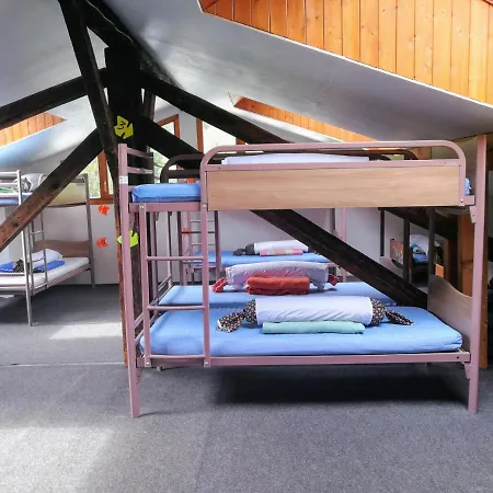 ホステル Le Chamoniard Volant シャモニー